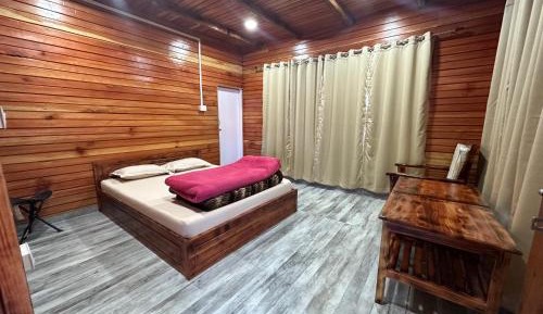 Double Room with Private Bathroom