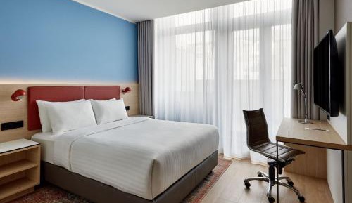 Queen Room