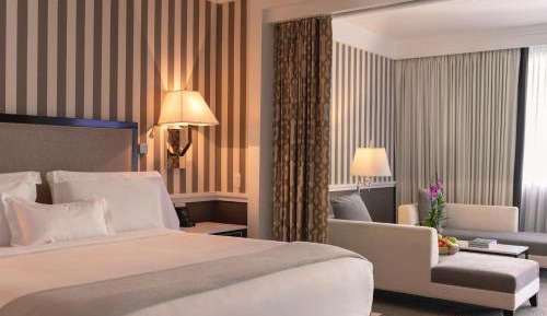 Suite with Garden View