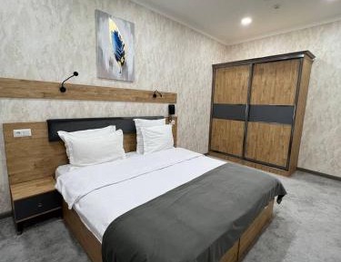 Large Double Room