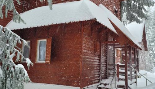 Seven-Bedroom House