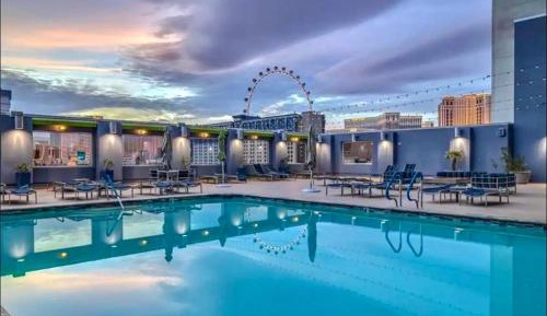 Superior King Suite