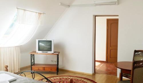 King Room with Mountain View