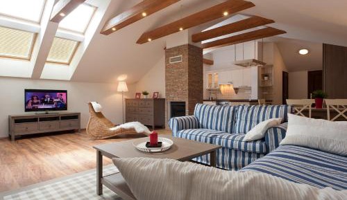 Deluxe Apartment