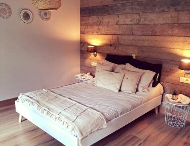 Deluxe Double Room with Bath