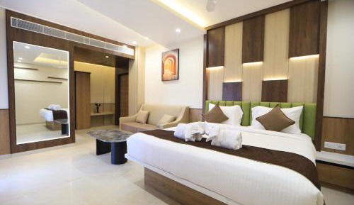 Queen Room