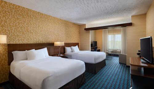 Suite, 2 Queen, Sofa bed