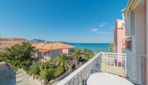 Studio with Partial Sea View (2 Adults)