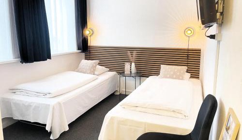 Twin Room with Shared Bathroom