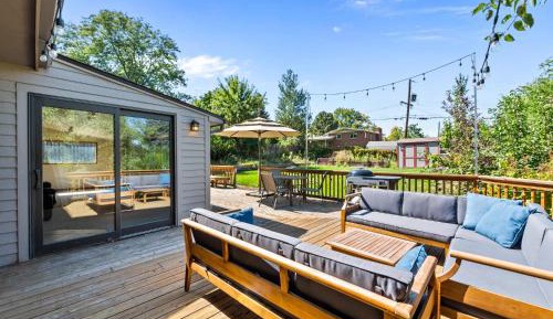 Two-Bedroom Holiday Home