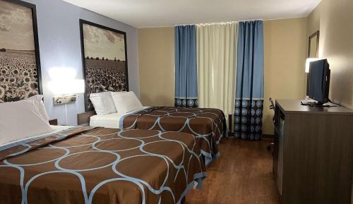King Room with Two King Beds - Non-Smoking