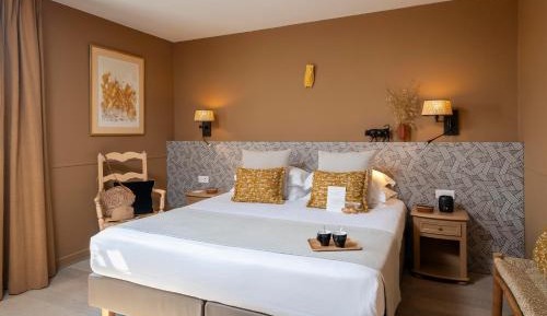 Character Double or Twin Room
