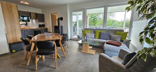 Apartment mit Sauna, Kamin und Terrasse