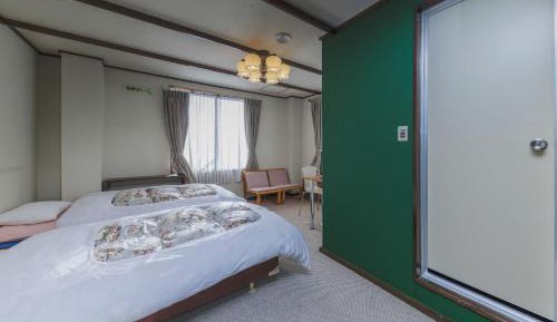 Twin Room with Bathroom
