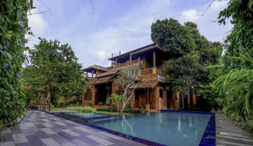 Villa with Private Pool