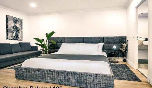 Deluxe King Room