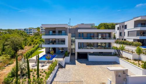 Deluxe Suite with Sea View