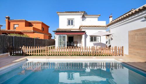 Villa with Garden View