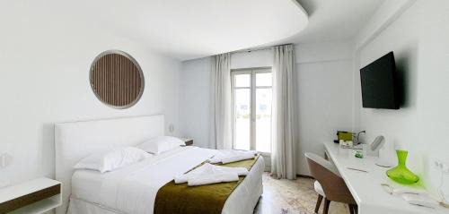 Queen Room with Balcony