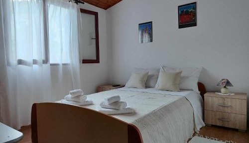 One-Bedroom Apartment with Terrace
