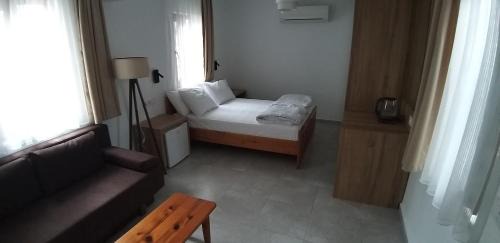 Suite with Garden View