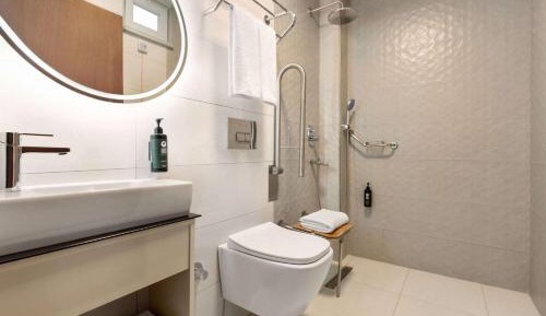Standard Room - Mobility Accessible 
