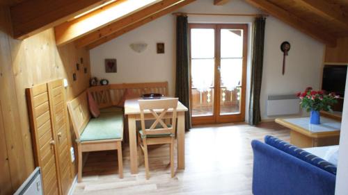 Superior One-Bedroom Apartment with Balcony