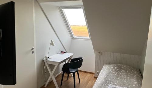 Single Room with Private Bathroom