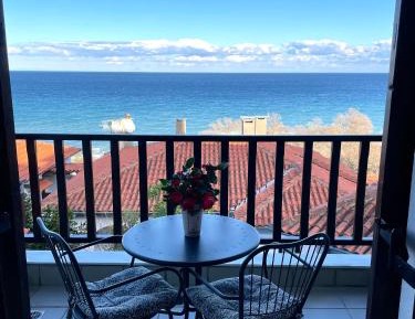 Studio Apartment with Sea View