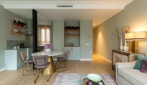 Superior Apartment