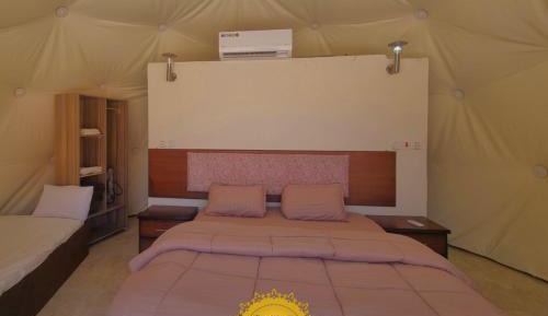 King Room with Mountain View