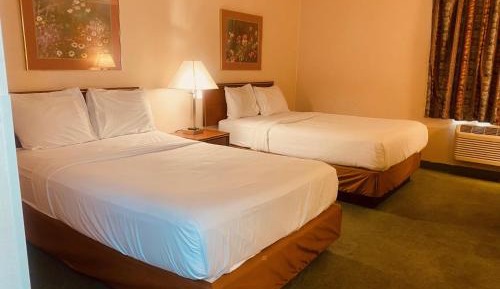 Standard Queen Room