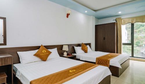 Quadruple Room with Mountain View