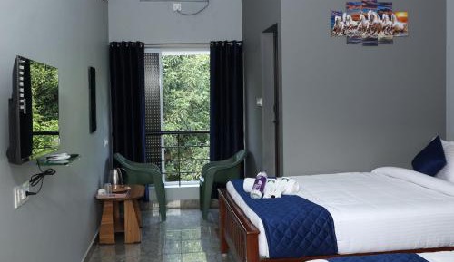 Deluxe Family Suite