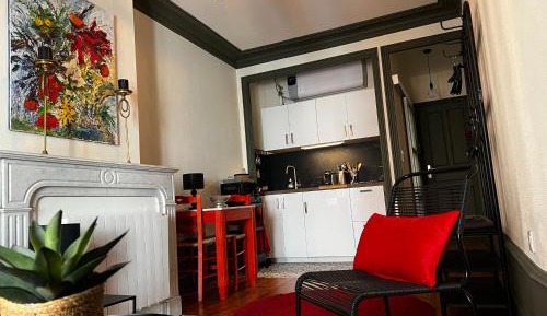Studio Apartment