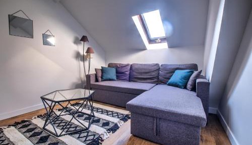 One-Bedroom Apartment