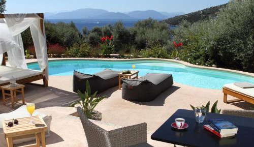 Deluxe Three-Bedroom Villa