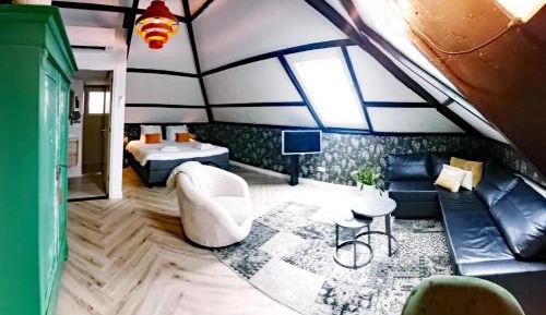 Superior Apartment with City View