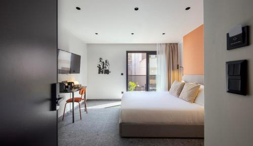 Deluxe Double Room with Balcony