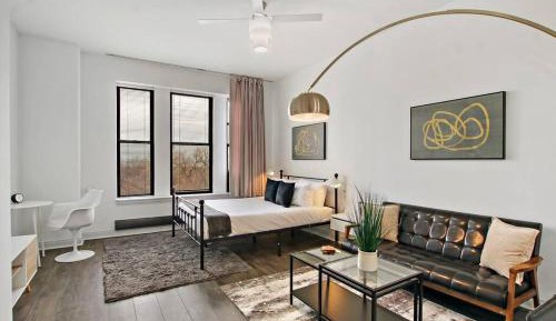 Studio Apartment