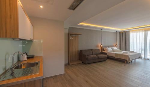 King Suite with Sea View