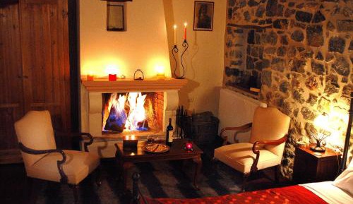 Studio with Mountain View