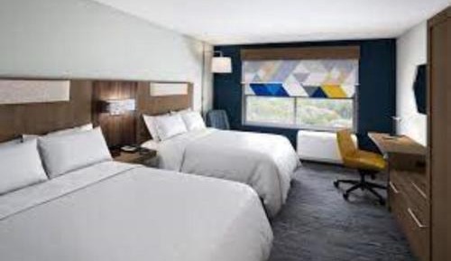 Standard Room with Two Queen Beds