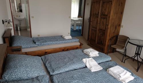 Comfort Triple Room