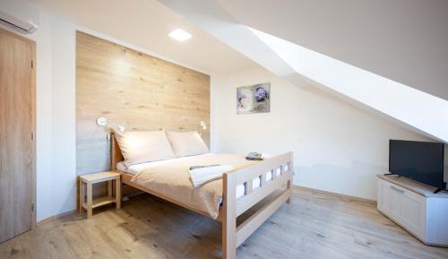 Three-Bedroom Apartment - High Floor