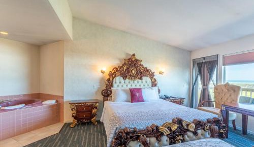 King Room with Spa Bath ( No Children )
