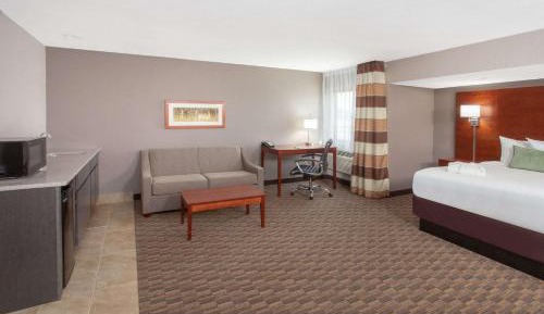 Executive King Room - Non-Smoking