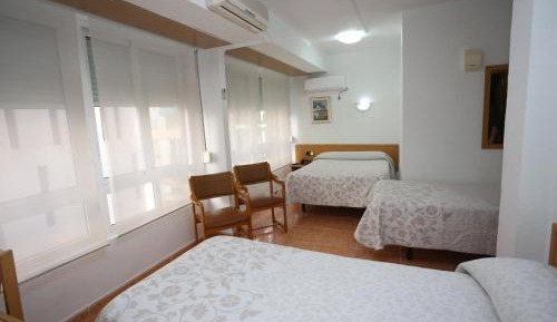 Triple Room (3 Adults)