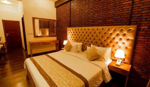 Deluxe Double Room with Balcony