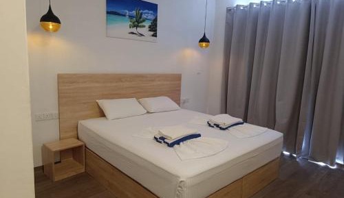 Deluxe Double Room with City View
